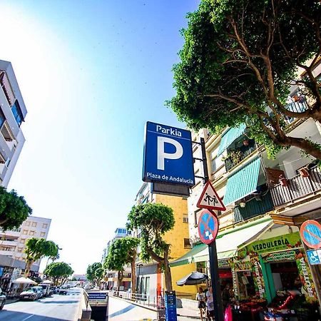New Apartamento Centro De Torremolinos Con Parking Eksteriør billede