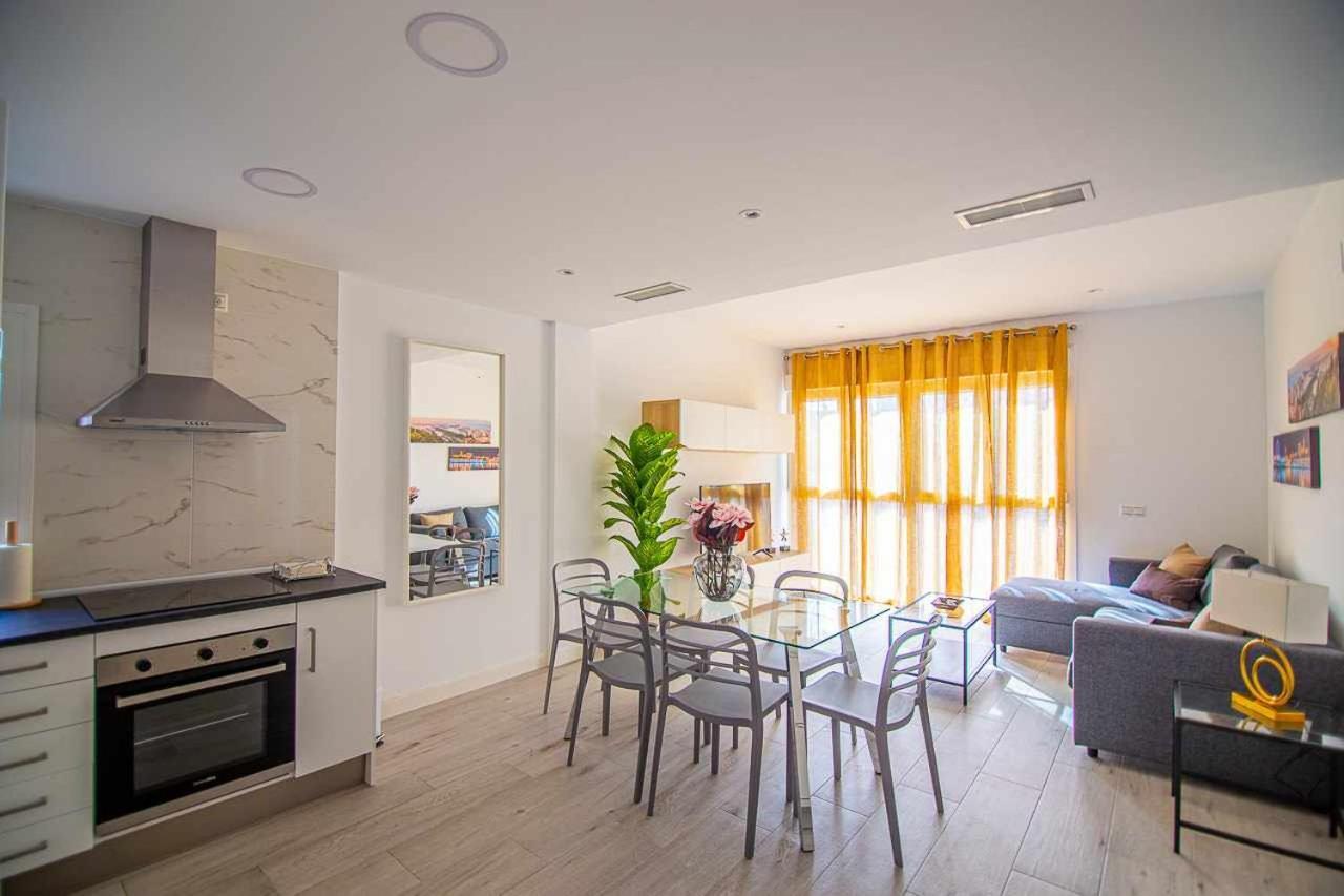 New Apartamento Centro De Torremolinos Con Parking Eksteriør billede