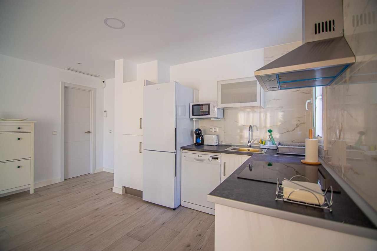 New Apartamento Centro De Torremolinos Con Parking Eksteriør billede